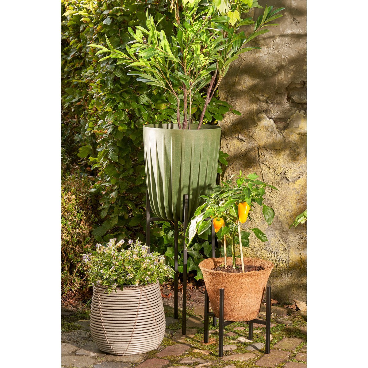 Lungo Flowerpot - H36 x Ø30 cm - Polypropylene - FSC Mix - Green