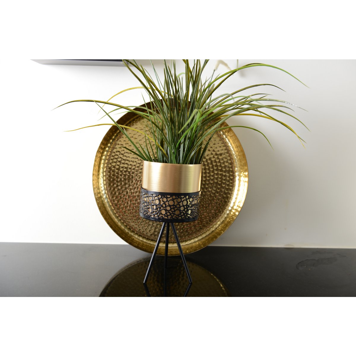 METAL PLANT STAND WITH GOLDEN VASE H.34CM