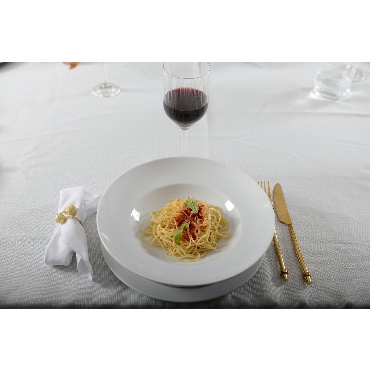 WHITE PORCELAIN PASTA PLATE