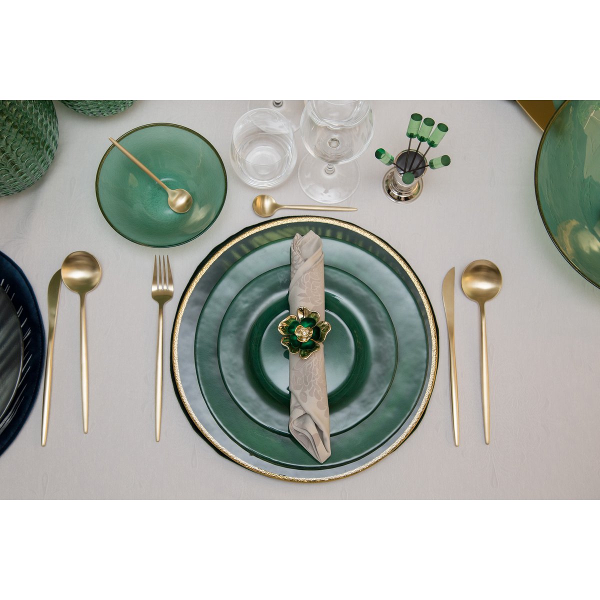 DESSERT PLATE LIGHT GREEN