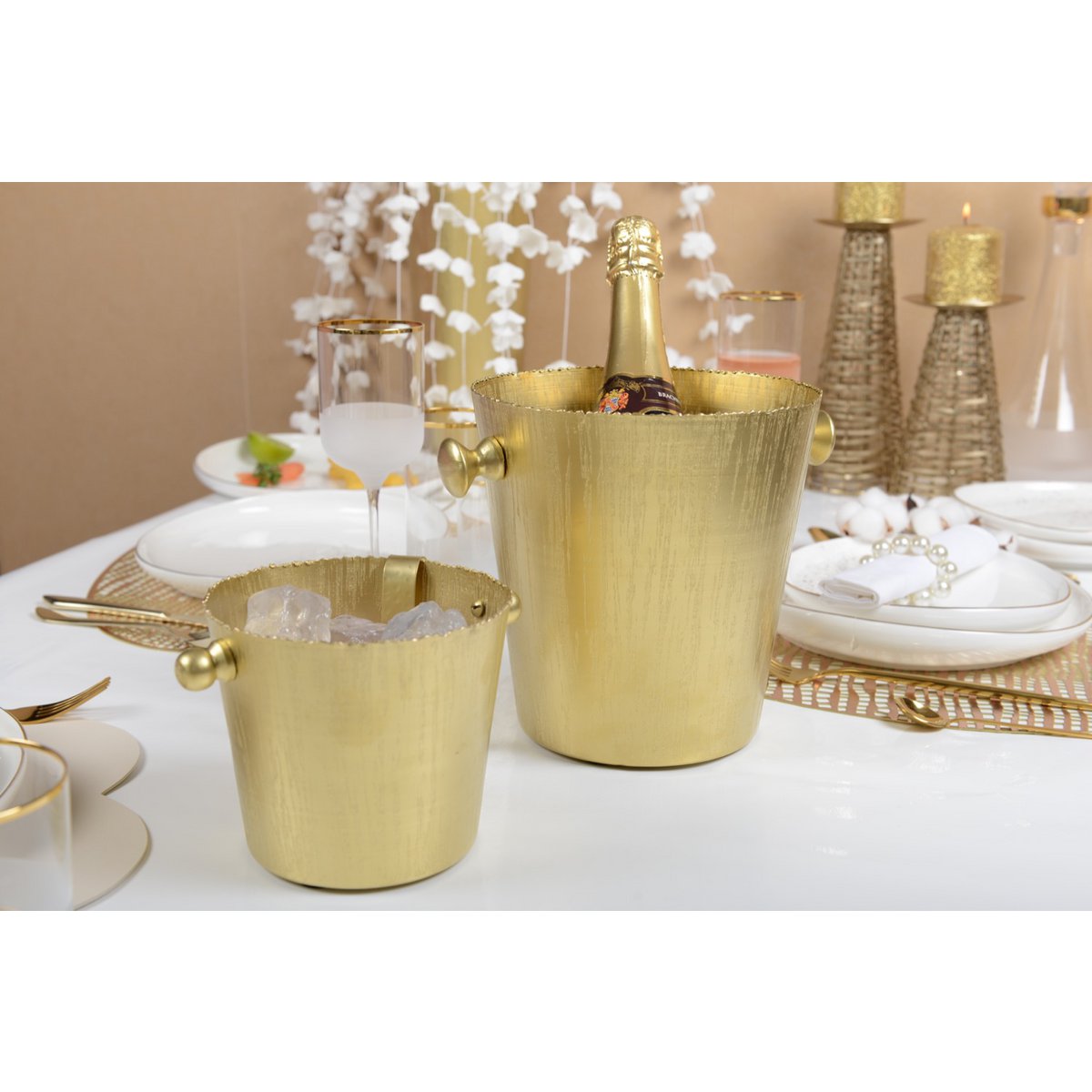 MATTE GOLD CHAMPAGNE BUCKET