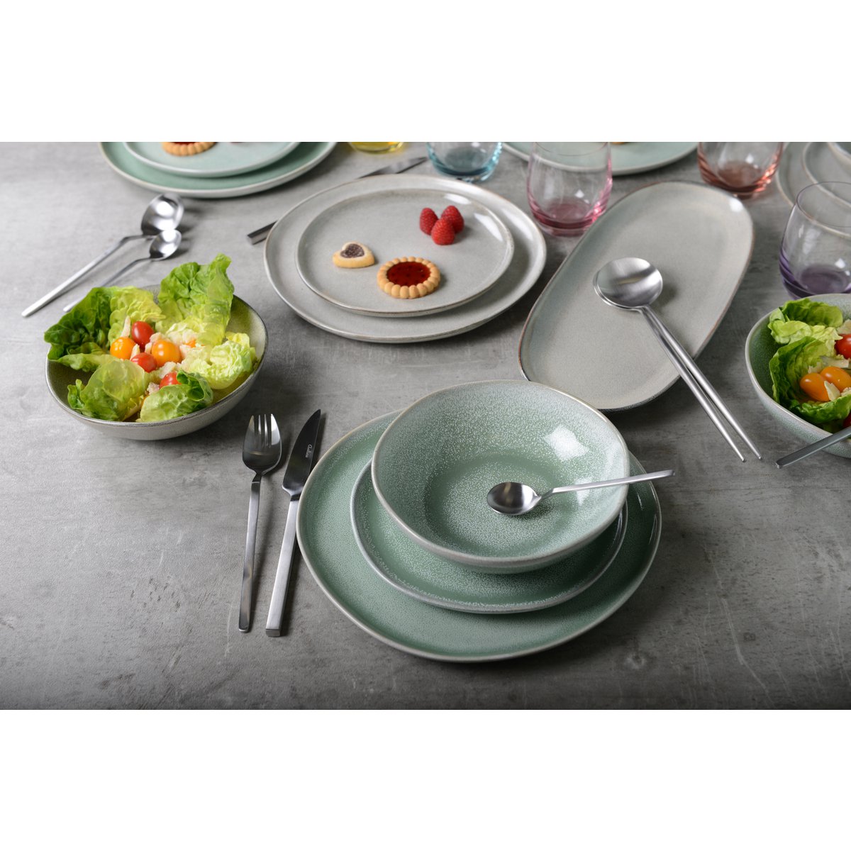 MATTE SILVER SALAD SERVER