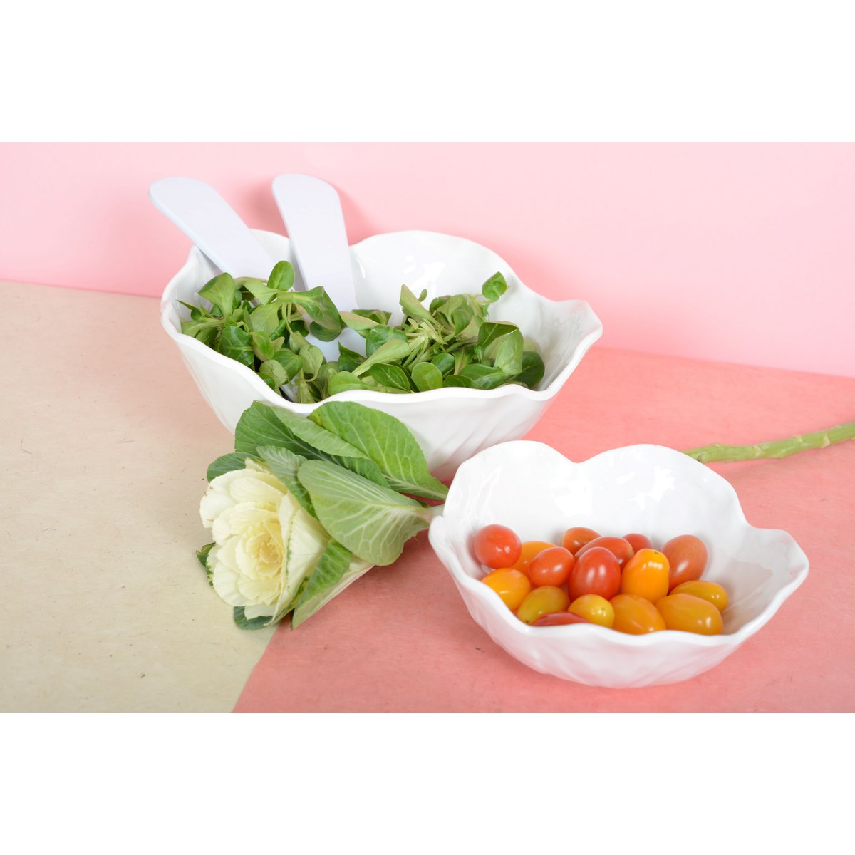 WHITE MELAMINE SALAD BOWL 26X26X8CM