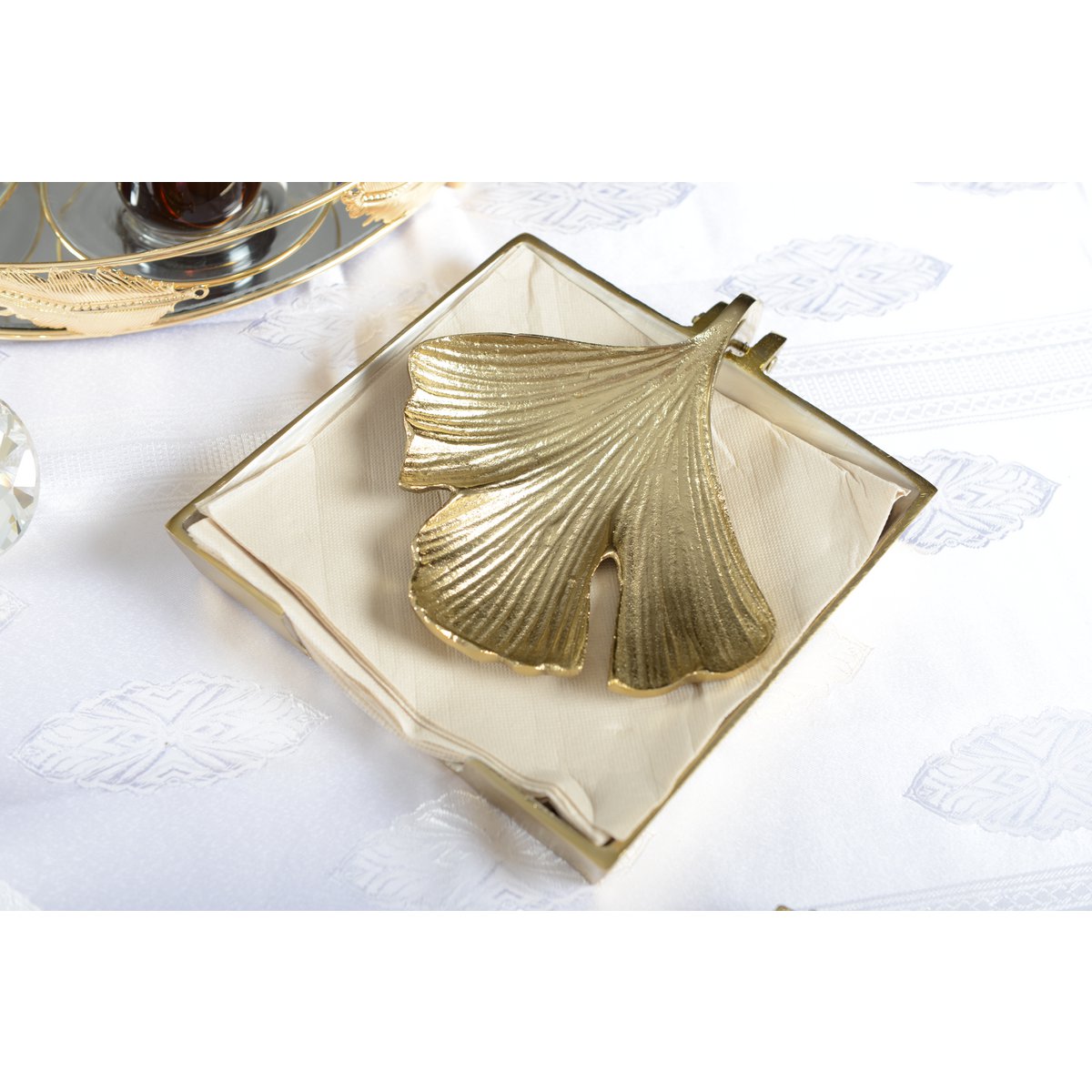 GINKGO GOLDEN TOWEL HOLDER