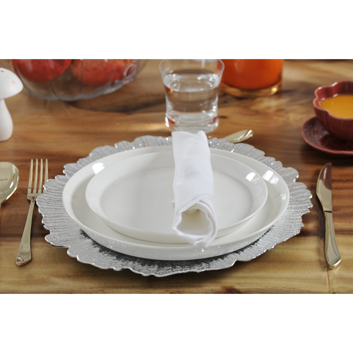 SILVER FLOWER PLACEMAT