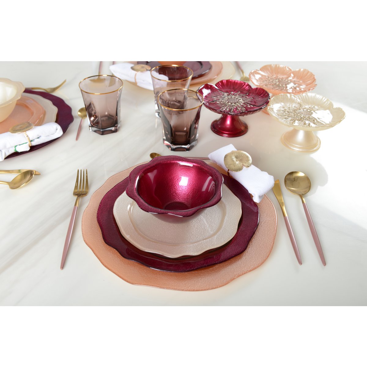 FUSHIA DINNER PLATE