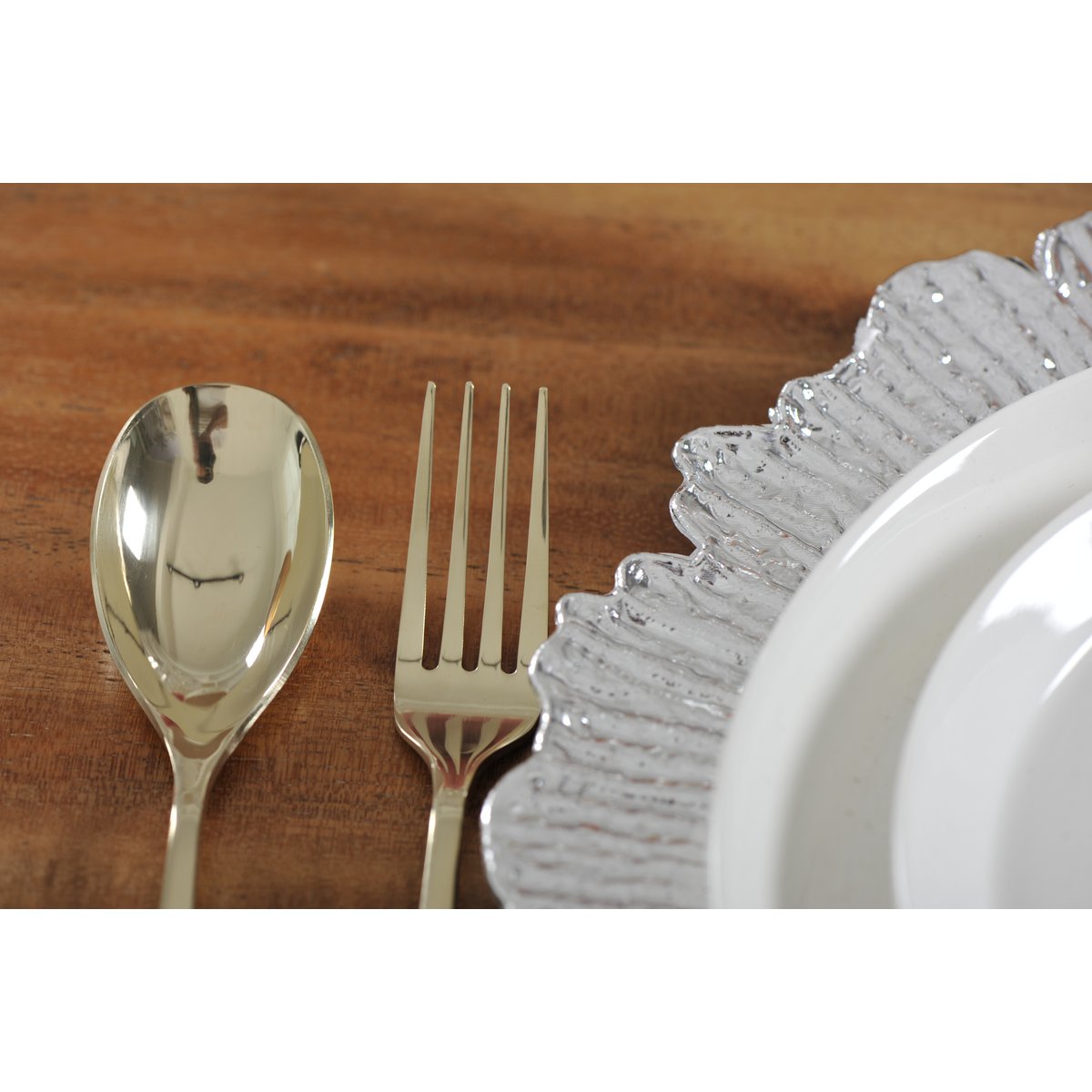 SILVER FLOWER PLACEMAT