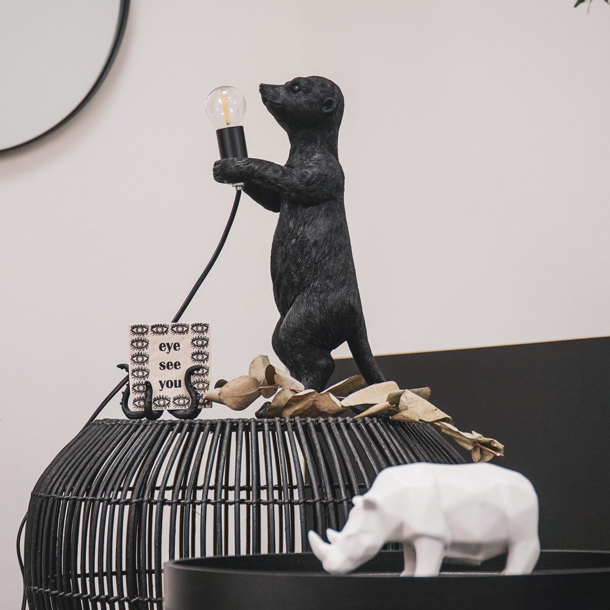 HV Meerkat Lamp - Black - 15x10x38cm