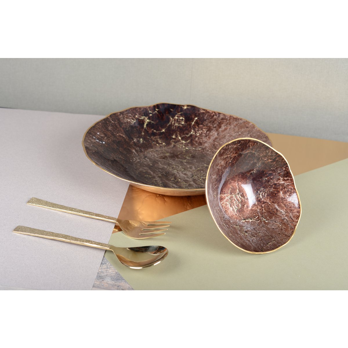 GOLD TEXTURED SALAD SERVERS