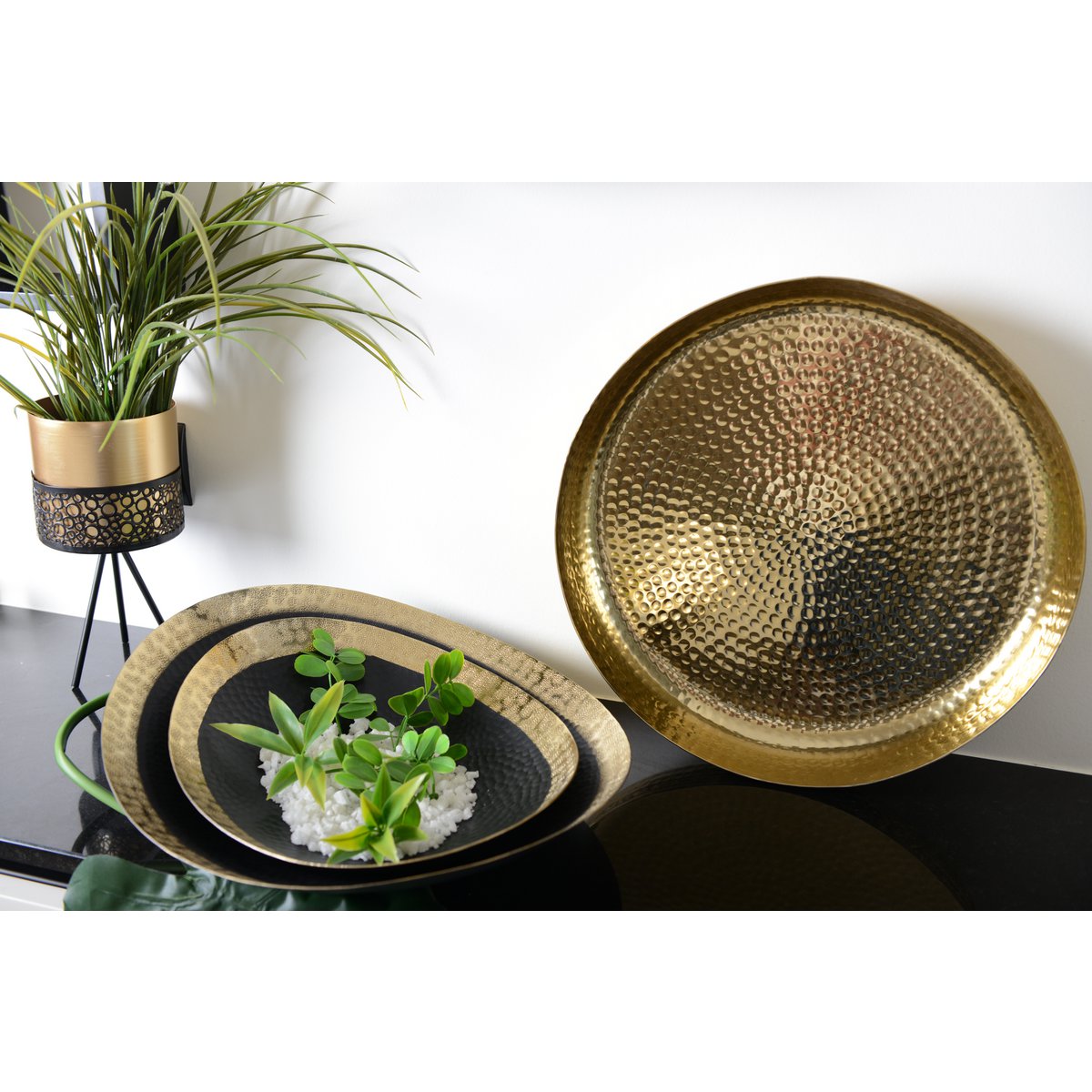 FRUIT BOWL BLACK METAL GOLD EDGE 43.5X37CM