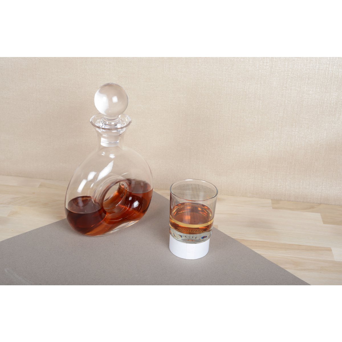 GLASS WHISKEY CARAFE WITH HOLE 19X27.5CM